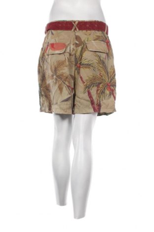 Дамски къс панталон Desigual, Размер L, Цвят Многоцветен, Цена 115,00 лв.