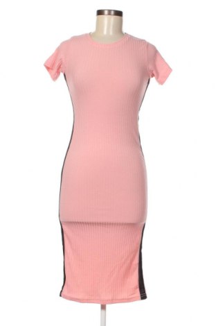 Φόρεμα Ginger, Μέγεθος M, Χρώμα Ρόζ , Τιμή 4,40 €