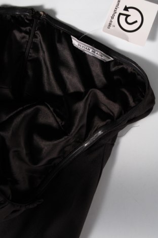 Φόρεμα Silvian Heach, Μέγεθος M, Χρώμα Μαύρο, Τιμή 42,68 €
