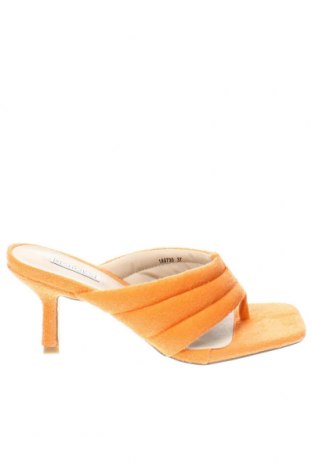 Pantofle NLY, Velikost 37, Barva Oranžová, Cena  270,00 Kč