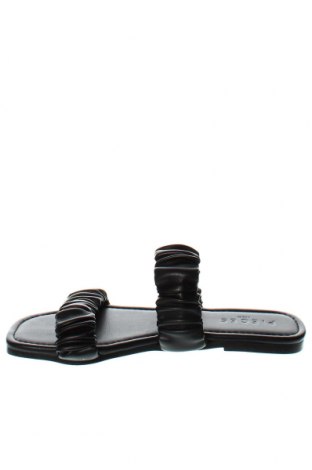 Papuče Pieces, Veľkosť 37, Farba Čierna, Cena  31,96 €