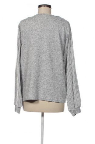 Γυναικεία μπλούζα, Μέγεθος L, Χρώμα Γκρί, Τιμή 4,94 €