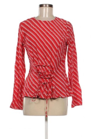 Дамска блуза, Размер M, Цвят Червен, Цена 8,80 лв.