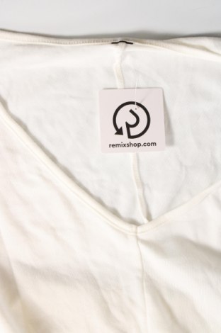 Damen Shirt, Größe L, Farbe Weiß, Preis 4,10 €