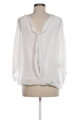 Γυναικεία μπλούζα, Μέγεθος M, Χρώμα Λευκό, Τιμή 3,94 €