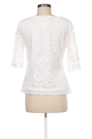 Дамска блуза Apricot, Размер L, Цвят Бял, Цена 34,10 лв.