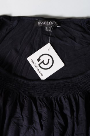 Γυναικεία μπλούζα Base Level, Μέγεθος XL, Χρώμα Μπλέ, Τιμή 8,20 €