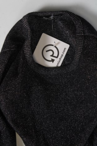 Damen Shirt Bershka, Größe XS, Farbe Schwarz, Preis 9,62 €