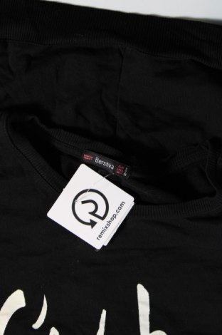 Γυναικεία μπλούζα Bershka, Μέγεθος S, Χρώμα Μαύρο, Τιμή 5,05 €