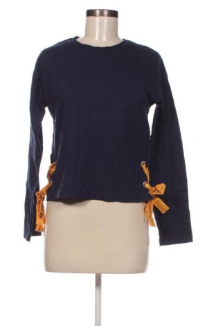 Γυναικεία μπλούζα Bershka, Μέγεθος XS, Χρώμα Μπλέ, Τιμή 4,70 €