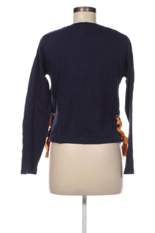 Γυναικεία μπλούζα Bershka, Μέγεθος XS, Χρώμα Μπλέ, Τιμή 3,64 €