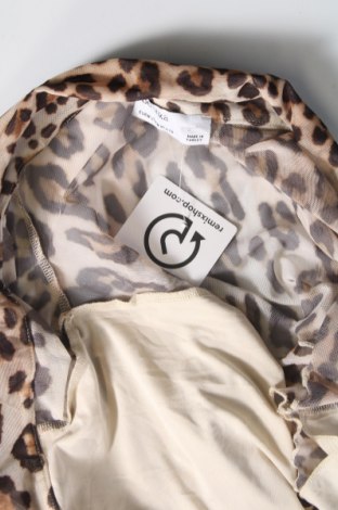 Γυναικεία μπλούζα Bershka, Μέγεθος M, Χρώμα Πολύχρωμο, Τιμή 11,75 €