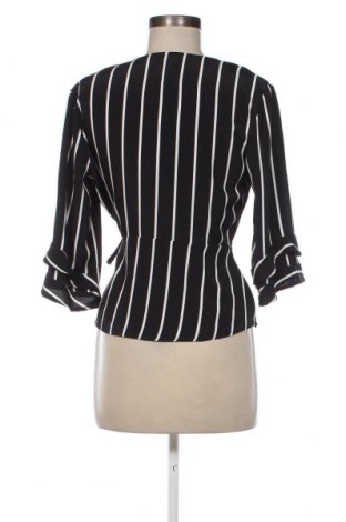 Дамска блуза Bershka, Размер M, Цвят Черен, Цена 19,00 лв.