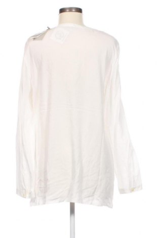 Дамска блуза Brax, Размер L, Цвят Бял, Цена 74,52 лв.