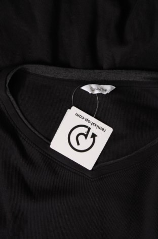 Γυναικεία μπλούζα Calvin Klein, Μέγεθος L, Χρώμα Μαύρο, Τιμή 28,00 €