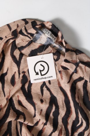Γυναικεία μπλούζα City life, Μέγεθος M, Χρώμα Πολύχρωμο, Τιμή 2,35 €