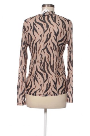 Γυναικεία μπλούζα City life, Μέγεθος M, Χρώμα Πολύχρωμο, Τιμή 2,35 €