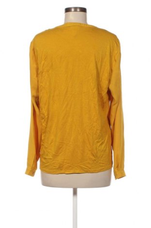 Дамска блуза Cortefiel, Размер XL, Цвят Жълт, Цена 20,40 лв.