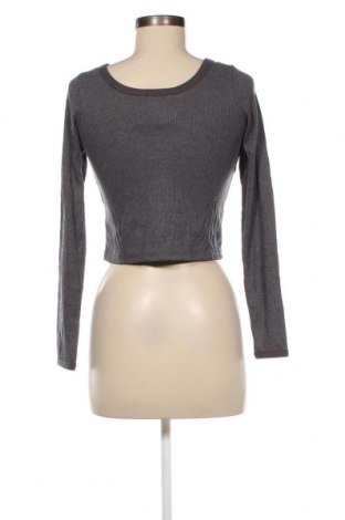 Γυναικεία μπλούζα DAZY, Μέγεθος M, Χρώμα Γκρί, Τιμή 1,76 €