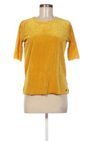 Дамска блуза Distrikt Norrebro, Размер S, Цвят Жълт, Цена 5,10 лв.