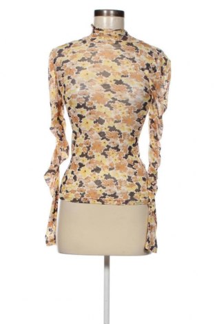Дамска блуза Fashion Union, Размер XS, Цвят Многоцветен, Цена 34,65 лв.