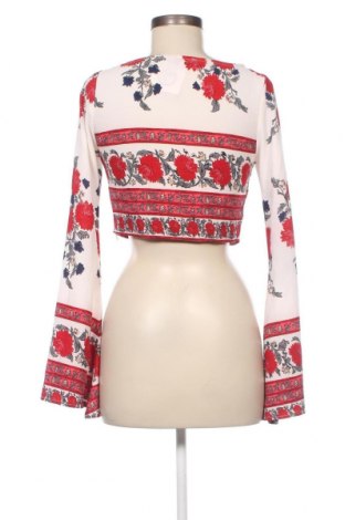 Дамска блуза Fashion nova, Размер S, Цвят Многоцветен, Цена 19,00 лв.