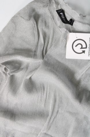 Γυναικεία μπλούζα Fb Sister, Μέγεθος S, Χρώμα Γκρί, Τιμή 3,53 €