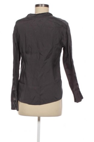 Damen Shirt Gustav, Größe M, Farbe Grau, Preis 64,07 €