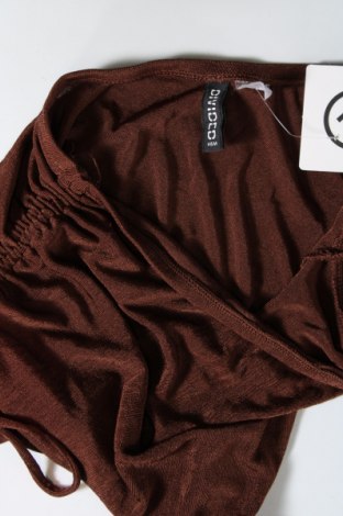 Дамска блуза H&M Divided, Размер S, Цвят Кафяв, Цена 5,32 лв.