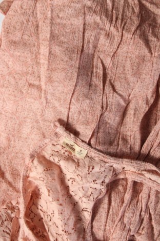Дамска блуза Hollister, Размер M, Цвят Розов, Цена 16,95 лв.