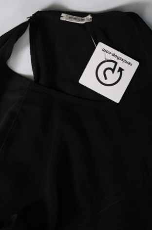 Дамска блуза Intimissimi, Размер M, Цвят Черен, Цена 10,00 лв.