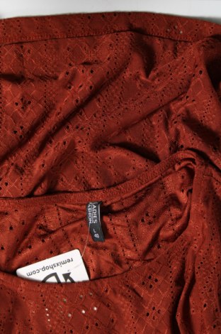 Дамска блуза Ladies Fashion, Размер L, Цвят Кафяв, Цена 5,44 лв.
