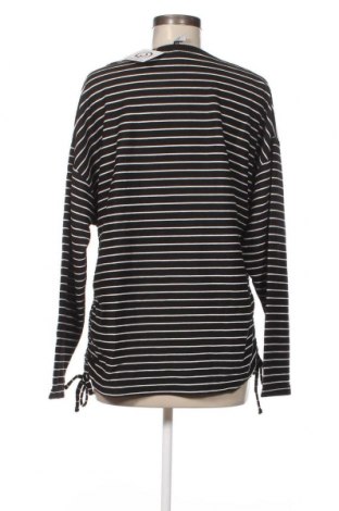 Γυναικεία μπλούζα Laura Torelli, Μέγεθος L, Χρώμα Πολύχρωμο, Τιμή 2,35 €