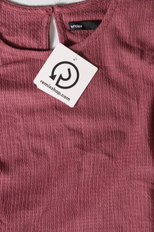 Γυναικεία μπλούζα Lefties, Μέγεθος M, Χρώμα Βιολετί, Τιμή 2,35 €
