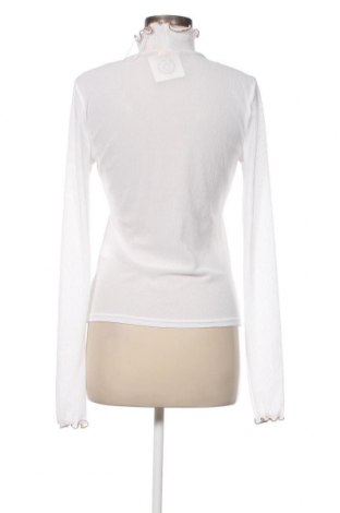 Дамска блуза Levi's, Размер M, Цвят Бял, Цена 37,80 лв.