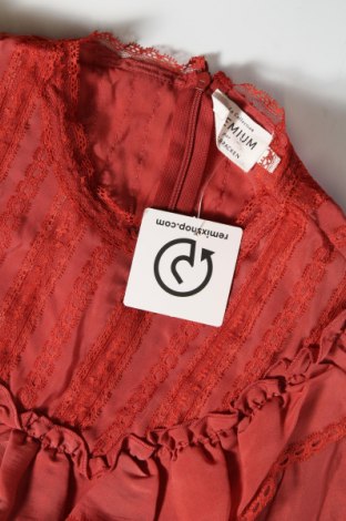 Damen Shirt Molly Bracken, Größe S, Farbe Rot, Preis € 7,94