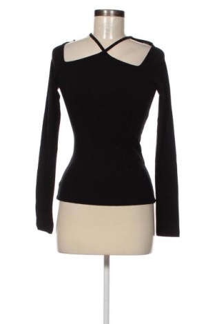 Дамска блуза Moves by Minimum, Размер XS, Цвят Черен, Цена 61,56 лв.