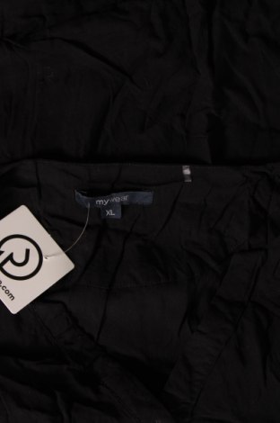 Γυναικεία μπλούζα My Wear, Μέγεθος XL, Χρώμα Μαύρο, Τιμή 3,76 €