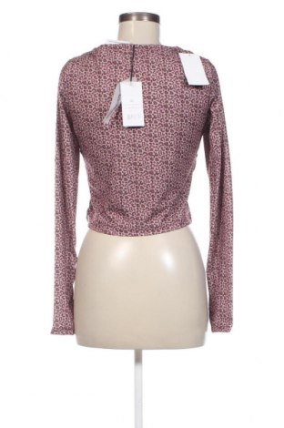 Damen Shirt NA-KD, Größe XL, Farbe Mehrfarbig, Preis 5,95 €