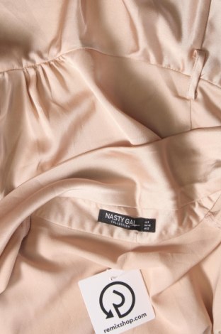 Damen Shirt Nasty Gal, Größe M, Farbe Beige, Preis 17,39 €