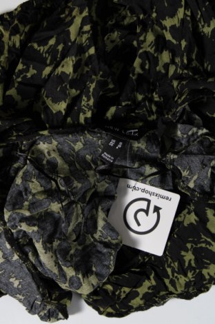 Γυναικεία μπλούζα New Look, Μέγεθος M, Χρώμα Πολύχρωμο, Τιμή 1,76 €