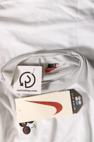 Дамска блуза Nike, Размер S, Цвят Многоцветен, Цена 43,89 лв.