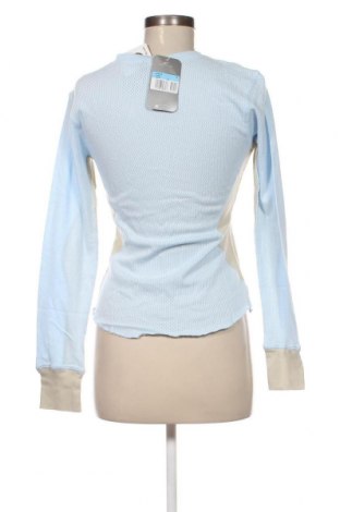 Γυναικεία μπλούζα Nike, Μέγεθος M, Χρώμα Μπλέ, Τιμή 8,33 €