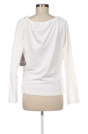 Дамска блуза Nike, Размер M, Цвят Бял, Цена 77,00 лв.