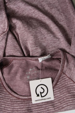 Γυναικεία μπλούζα Nike, Μέγεθος S, Χρώμα Σάπιο μήλο, Τιμή 8,70 €