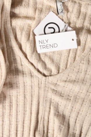 Damen Shirt Nly Trend, Größe S, Farbe Beige, Preis 3,04 €