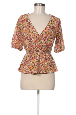Дамска блуза ONLY, Размер S, Цвят Многоцветен, Цена 18,40 лв.