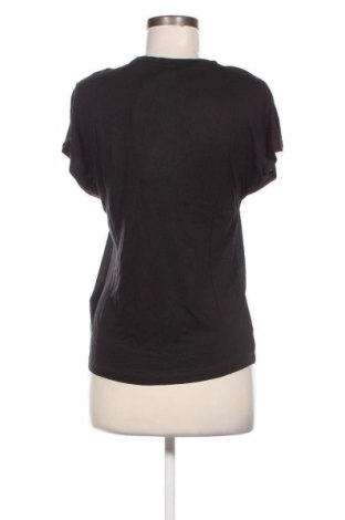 Дамска блуза ONLY, Размер XS, Цвят Черен, Цена 46,00 лв.