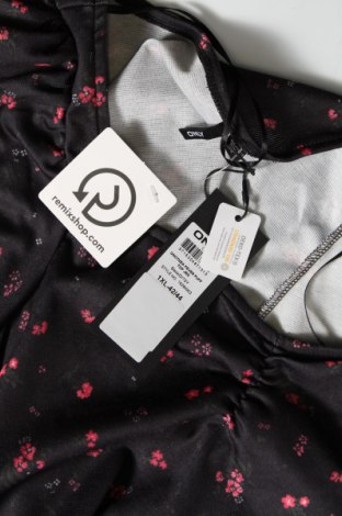 Γυναικεία μπλούζα ONLY, Μέγεθος L, Χρώμα Μαύρο, Τιμή 3,56 €