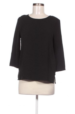 Дамска блуза ONLY, Размер XS, Цвят Черен, Цена 5,80 лв.